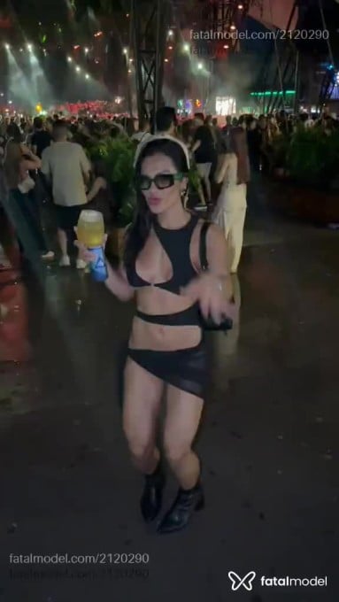 Acompanhante mulher com cabelo castanho de olhos castanhos em Belo Horizonte - Jessiquinha