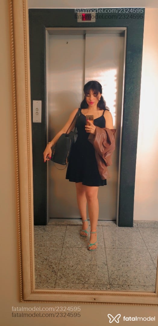 Acompanhante mulher com cabelo castanho de olhos castanhos em São Paulo - Helena Querino