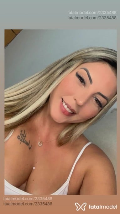 Acompanhante mulher loira (o) de olhos mel em Virtual - Luana