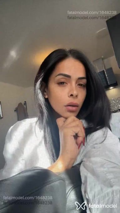 Acompanhante mulher trans com cabelo castanho de olhos pretos em Passo Fundo Acompanhante mulher trans com cabelo castanho de olhos pretos em Passo Fundo - Renatinhaaa