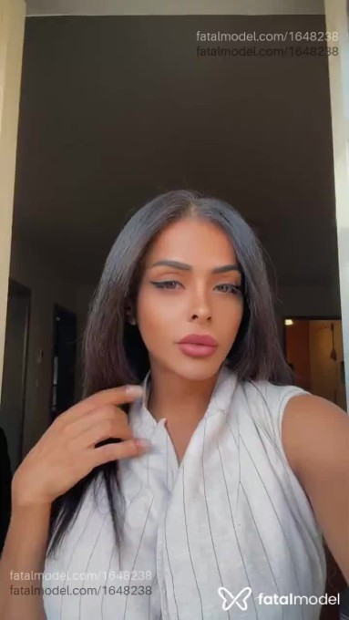 Acompanhante mulher trans com cabelo castanho de olhos pretos em Passo Fundo Acompanhante mulher trans com cabelo castanho de olhos pretos em Passo Fundo - Renatinhaaa
