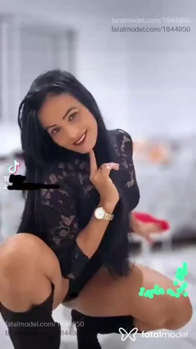 Acompanhante mulher morena (o) de olhos mel - Sophia Castro