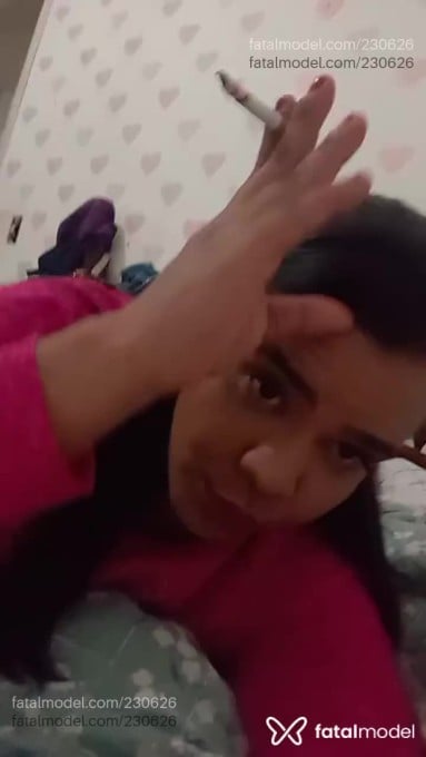 Acompanhante trans loira (o) de olhos castanhos - Alya Sofia