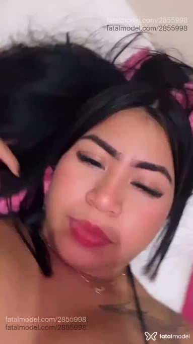 Acompanhante mulher morena (o) de olhos pretos - Milla Pinheiro Acompanhante mulher morena (o) de olhos pretos - Milla Pinheiro