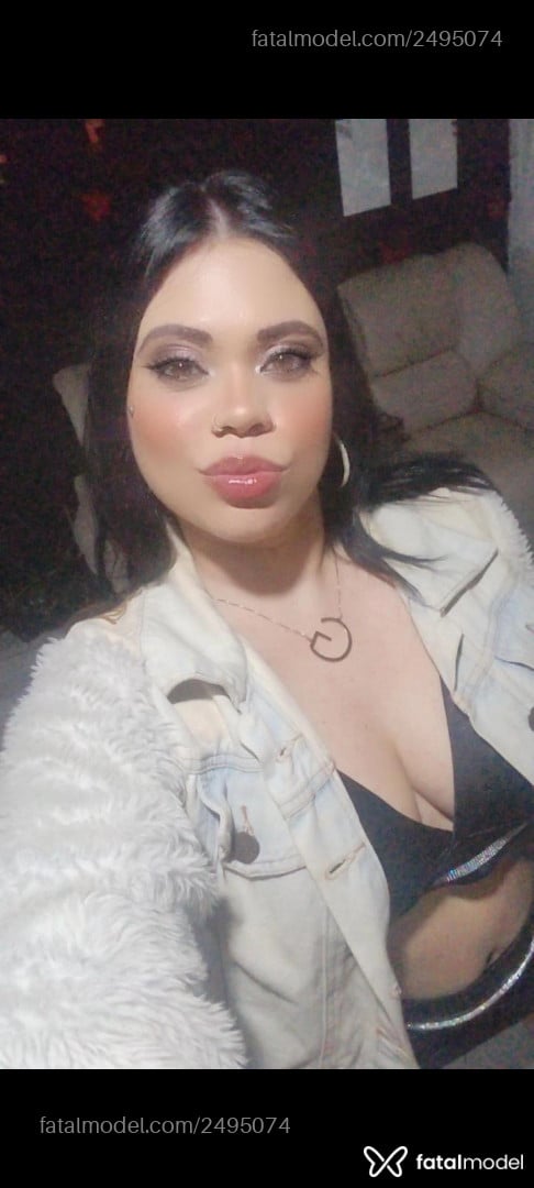 Acompanhante mulher morena (o) de olhos mel - Gabizinha Acompanhante mulher morena (o) de olhos mel - Gabizinha