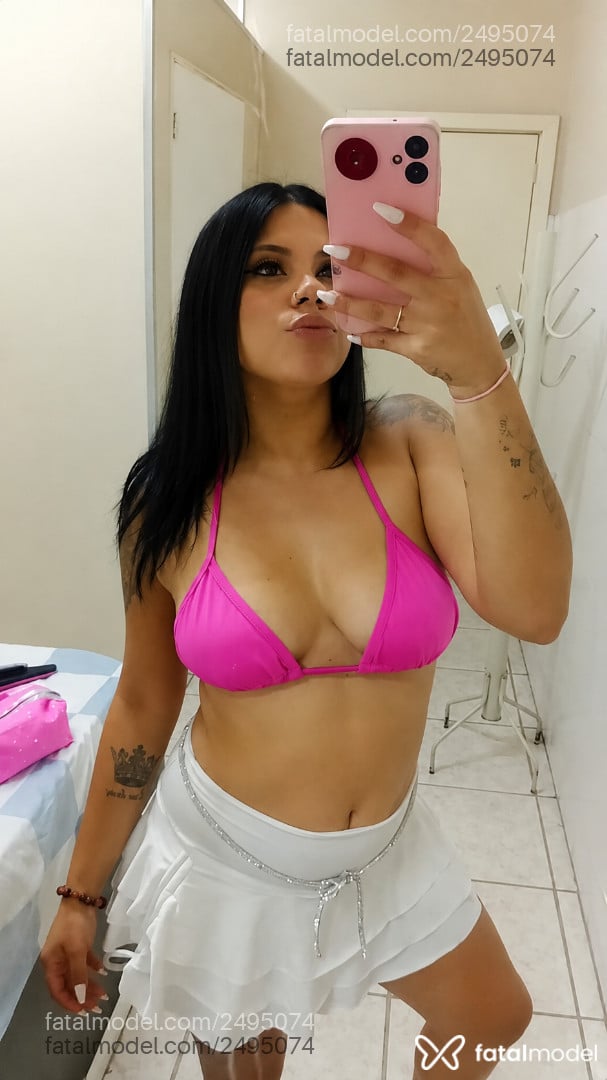 Acompanhante mulher morena (o) de olhos mel - Gabizinha Acompanhante mulher morena (o) de olhos mel - Gabizinha