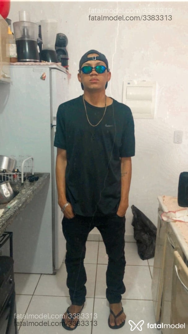 Acompanhante homem morena (o) de olhos castanhos em Uberlândia Acompanhante homem morena (o) de olhos castanhos em Uberlândia - Draxx
