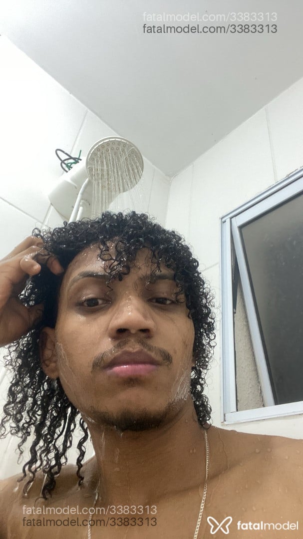 Acompanhante homem morena (o) de olhos castanhos em Uberlândia Acompanhante homem morena (o) de olhos castanhos em Uberlândia - Draxx