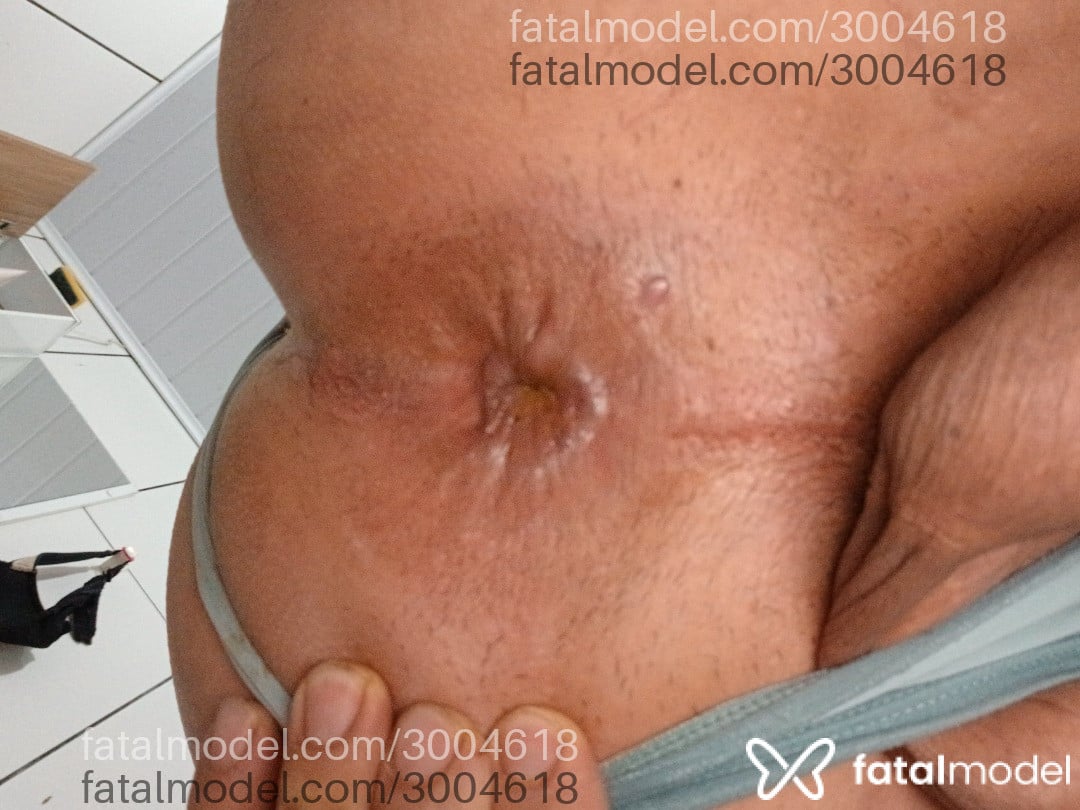 Acompanhante homem com cabelo castanho de olhos castanhos em Chapecó - Ariel