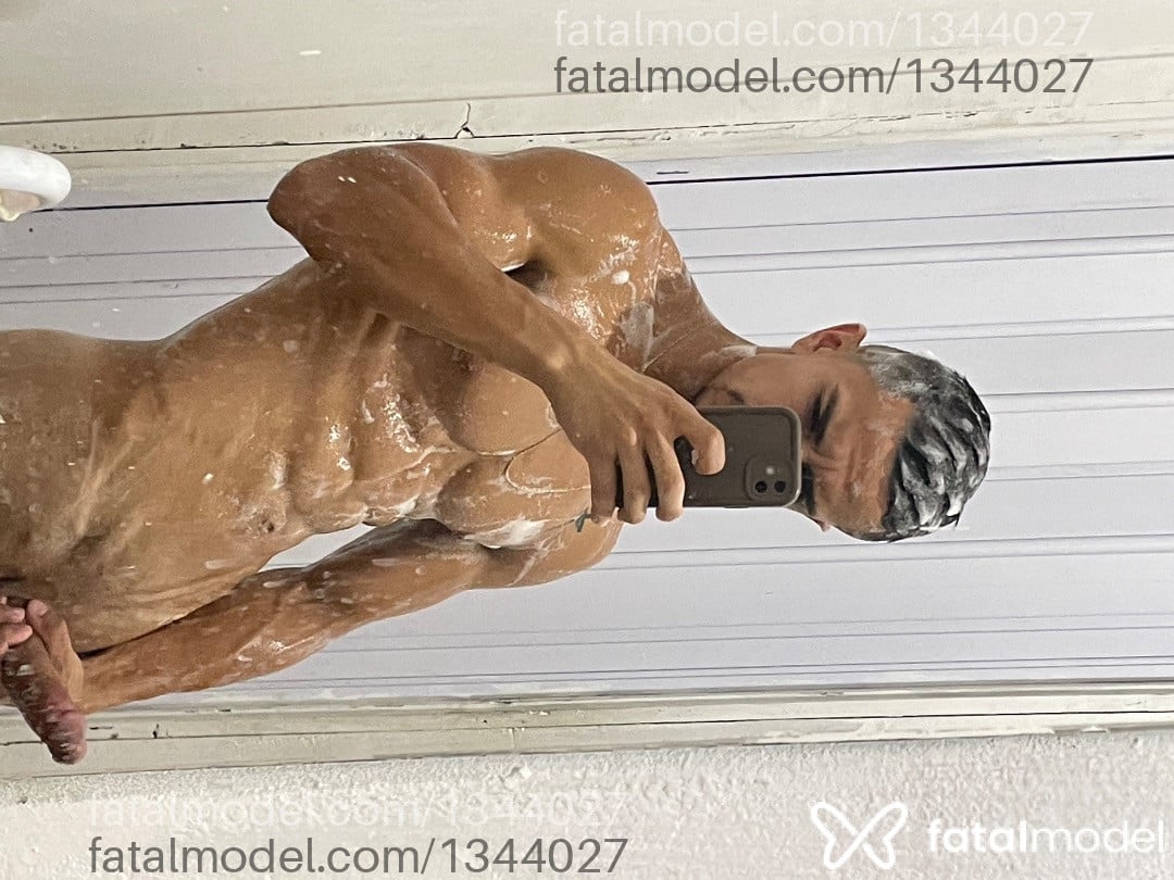 Acompanhante homem morena (o) de olhos castanhos em Novo Hamburgo - Gabriel
