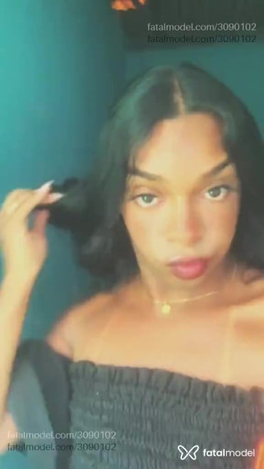 Acompanhante mulher trans morena (o) de olhos pretos - Kira Silva Acompanhante mulher trans morena (o) de olhos pretos - Kira Silva