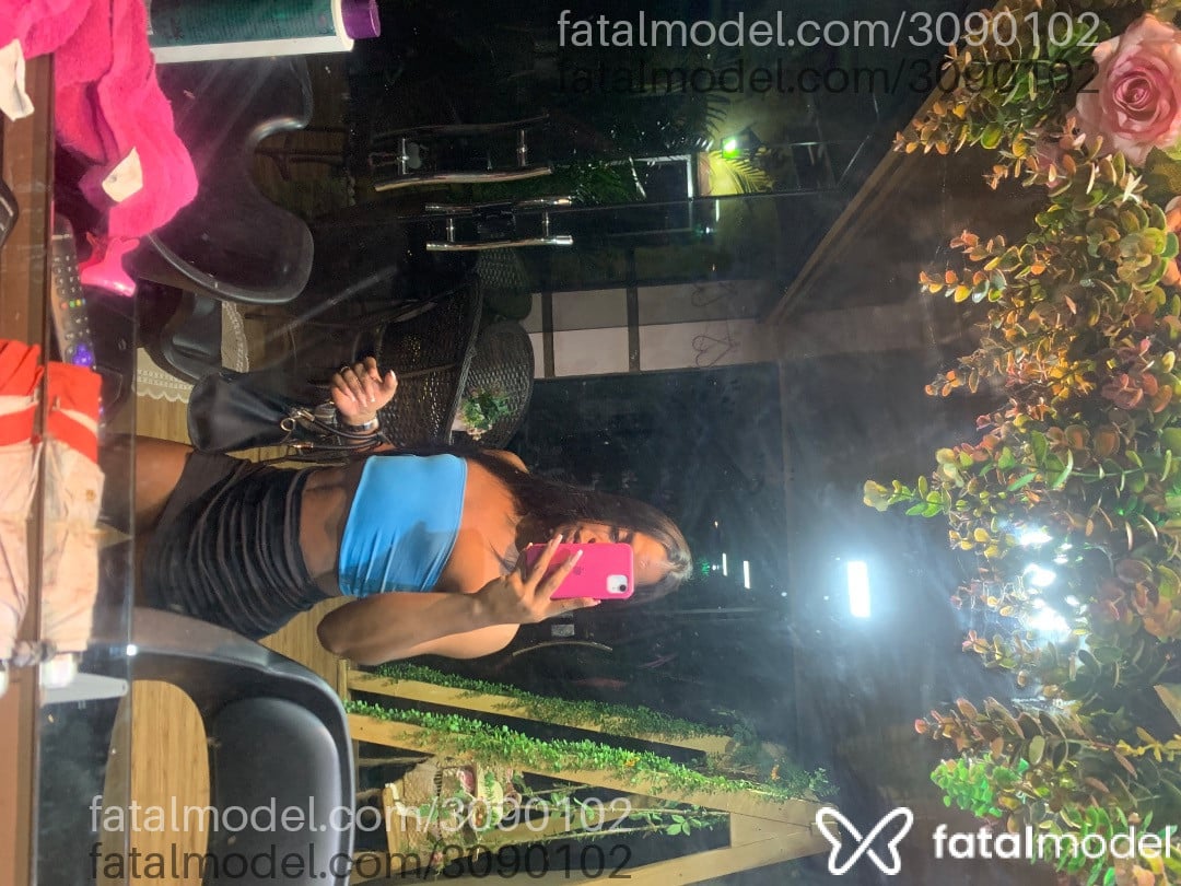Acompanhante mulher trans morena (o) de olhos pretos em Belém - Kira Silva