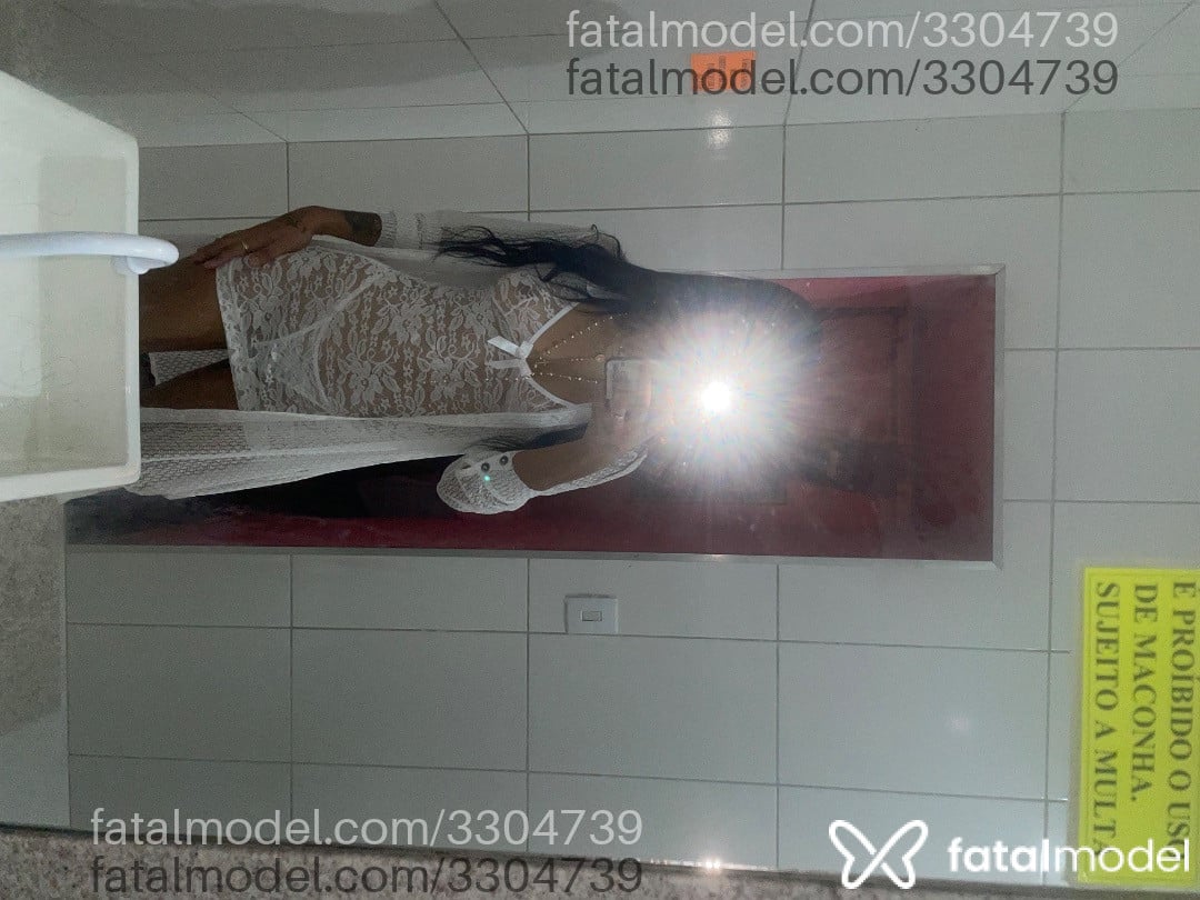 Acompanhante mulher morena (o) de olhos castanhos em Patrocínio - Larissa