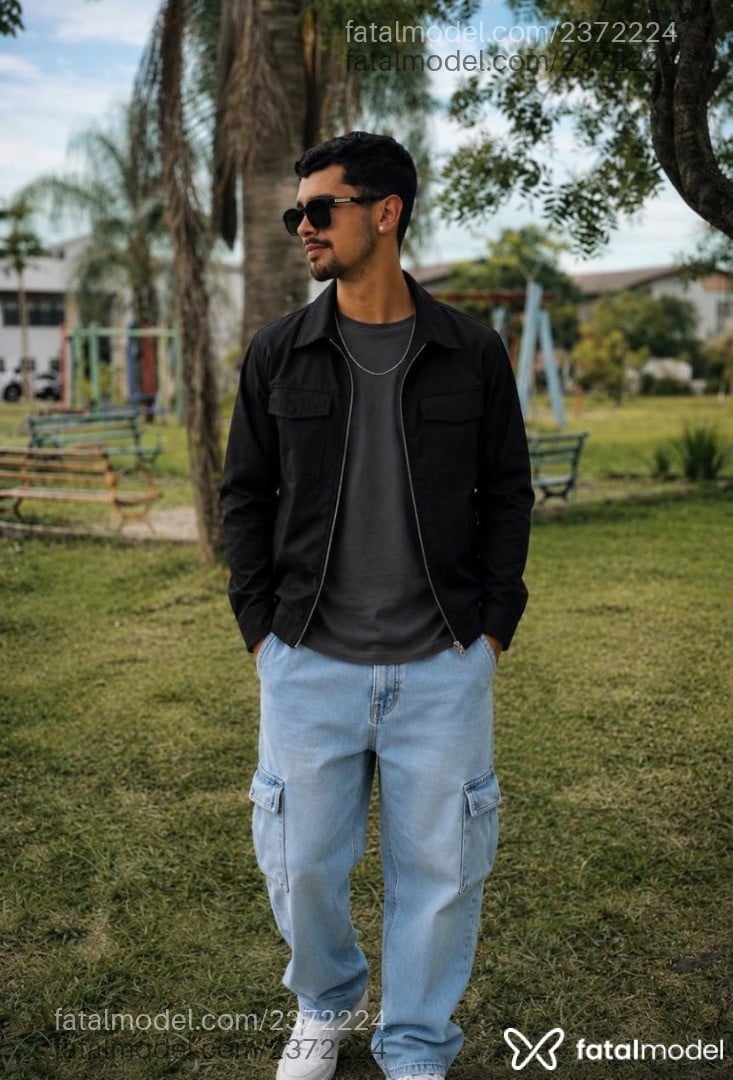 Acompanhante homem morena (o) de olhos castanhos em Virtual - Diego