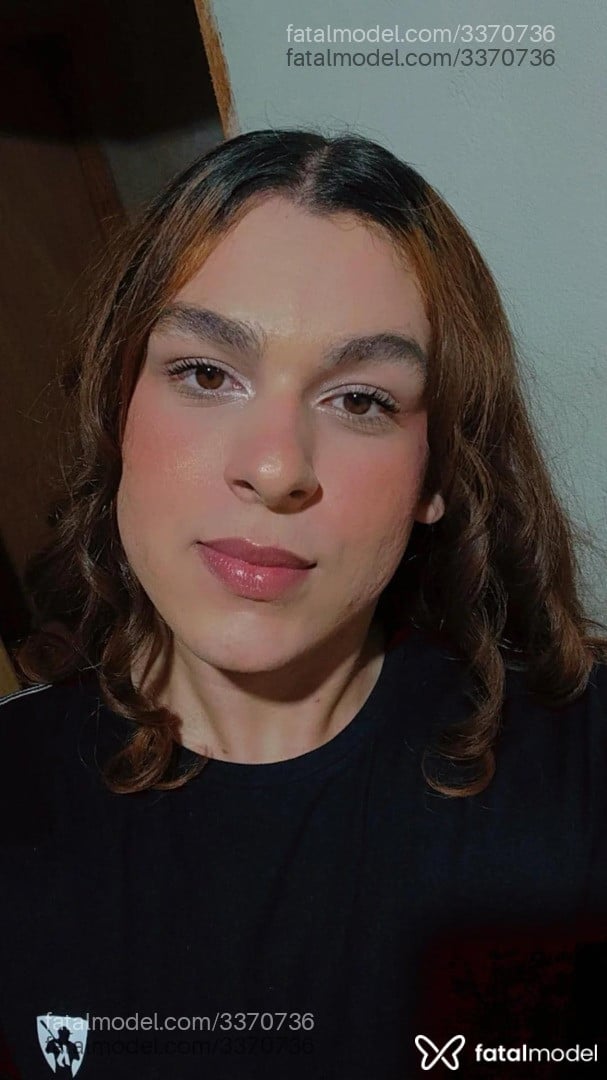 Acompanhante homem com cabelo castanho de olhos castanhos em Bauru - Arthur
