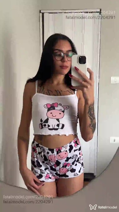 Acompanhante mulher trans morena (o) de olhos castanhos em Sumaré - Brenda