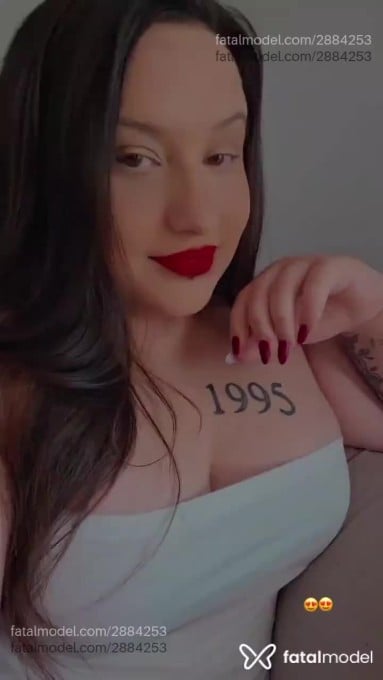 Acompanhante mulher morena (o) de olhos mel - Gabyzz Acompanhante mulher morena (o) de olhos mel - Gabyzz