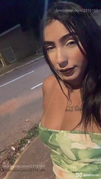 Acompanhante mulher morena (o) de olhos pretos - Yasmim Gonçalves Acompanhante mulher morena (o) de olhos pretos - Yasmim Gonçalves