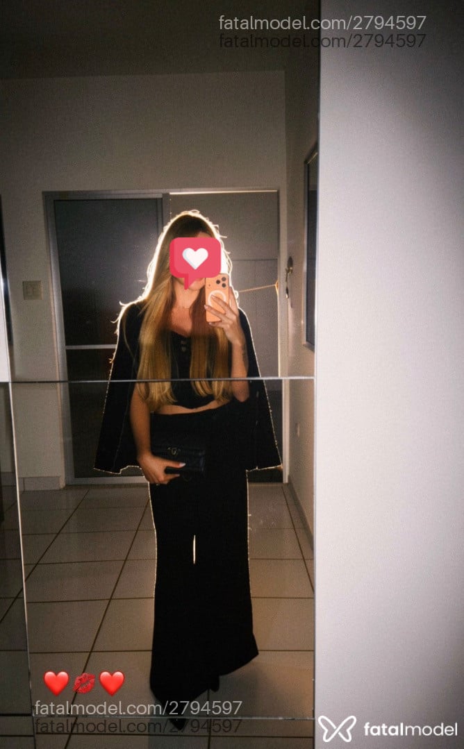Acompanhante mulher loira (o) de olhos castanhos em Recife - Vanessa