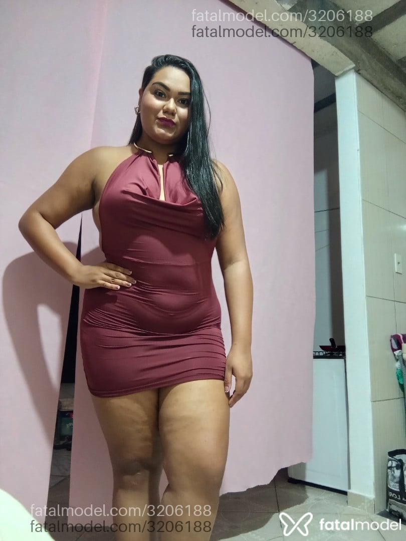Acompanhante mulher com cabelo castanho de olhos pretos em Ananindeua - Fernanda Sampaio