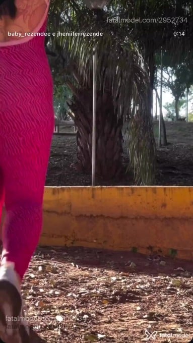 Acompanhante mulher morena (o) de olhos castanhos em Fernandópolis Acompanhante mulher morena (o) de olhos castanhos em Fernandópolis - Jhenifer Rezende