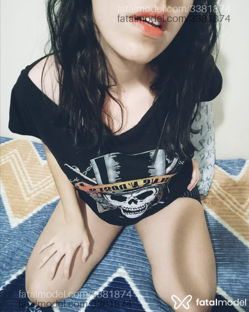 Acompanhante mulher morena (o) de olhos castanhos em São João Del Rei - Pammi