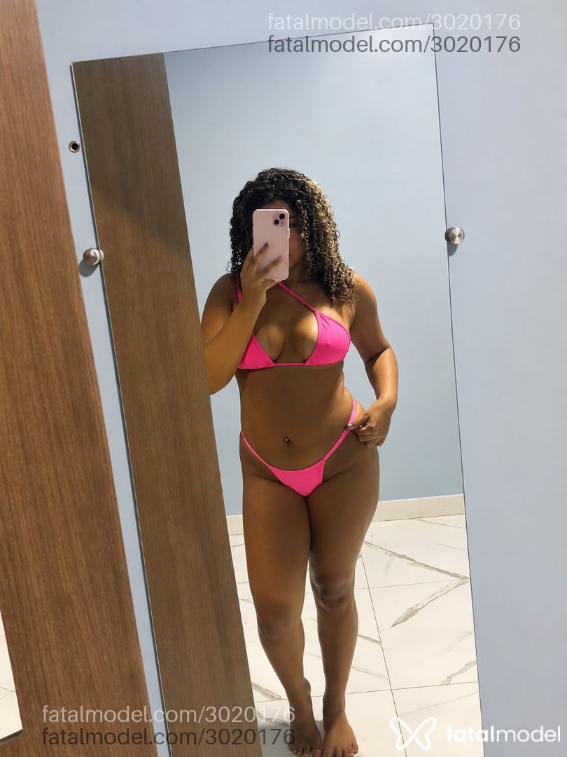 Acompanhante mulher com cabelo castanho de olhos pretos em Parauapebas - Kely Santos
