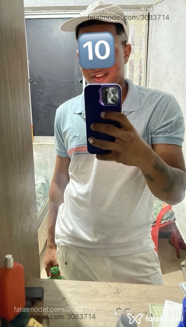 Acompanhante homem com cabelo castanho de olhos pretos em Salvador Acompanhante homem com cabelo castanho de olhos pretos em Salvador - Cauan