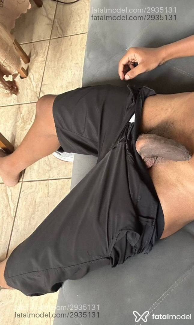Acompanhante homem com cabelo castanho de olhos castanhos em Vila Velha - Esmotoboyvix