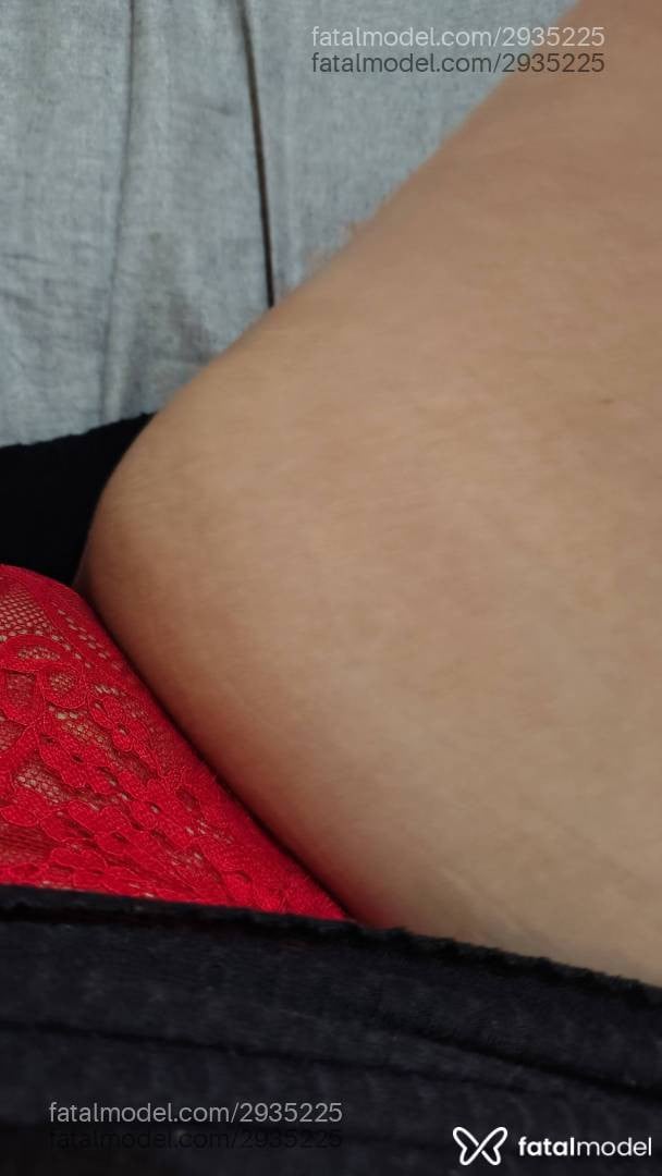 Acompanhante mulher com cabelo castanho de olhos castanhos em Santa Cruz do Sul - Júlia