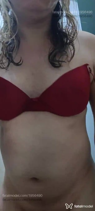 Acompanhante mulher trans loira (o) de olhos castanhos - Branquinhasafada Acompanhante mulher trans loira (o) de olhos castanhos - Branquinhasafada