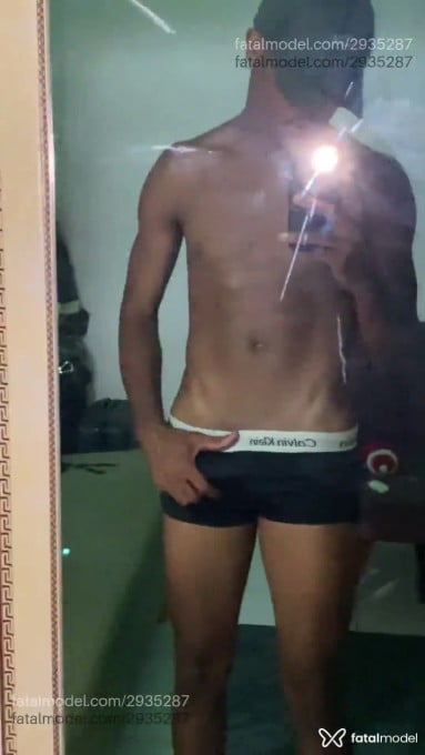 Acompanhante homem morena (o) de olhos castanhos em Rio de Janeiro - Wagner Menezes