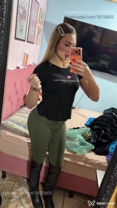 Acompanhante mulher trans loira (o) de olhos castanhos em Gravataí - Wanessa Jolie