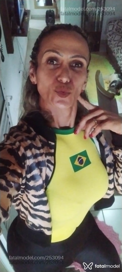 Acompanhante homem trans loira (o) de olhos castanhos em Bebedouro - Natasha