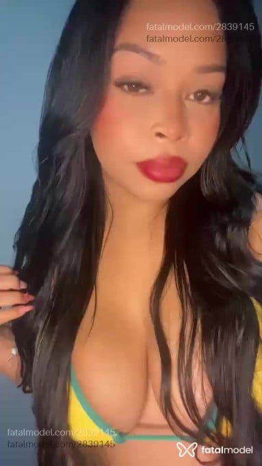 Acompanhante mulher morena (o) de olhos mel em Parauapebas Acompanhante mulher morena (o) de olhos mel em Parauapebas - Anny