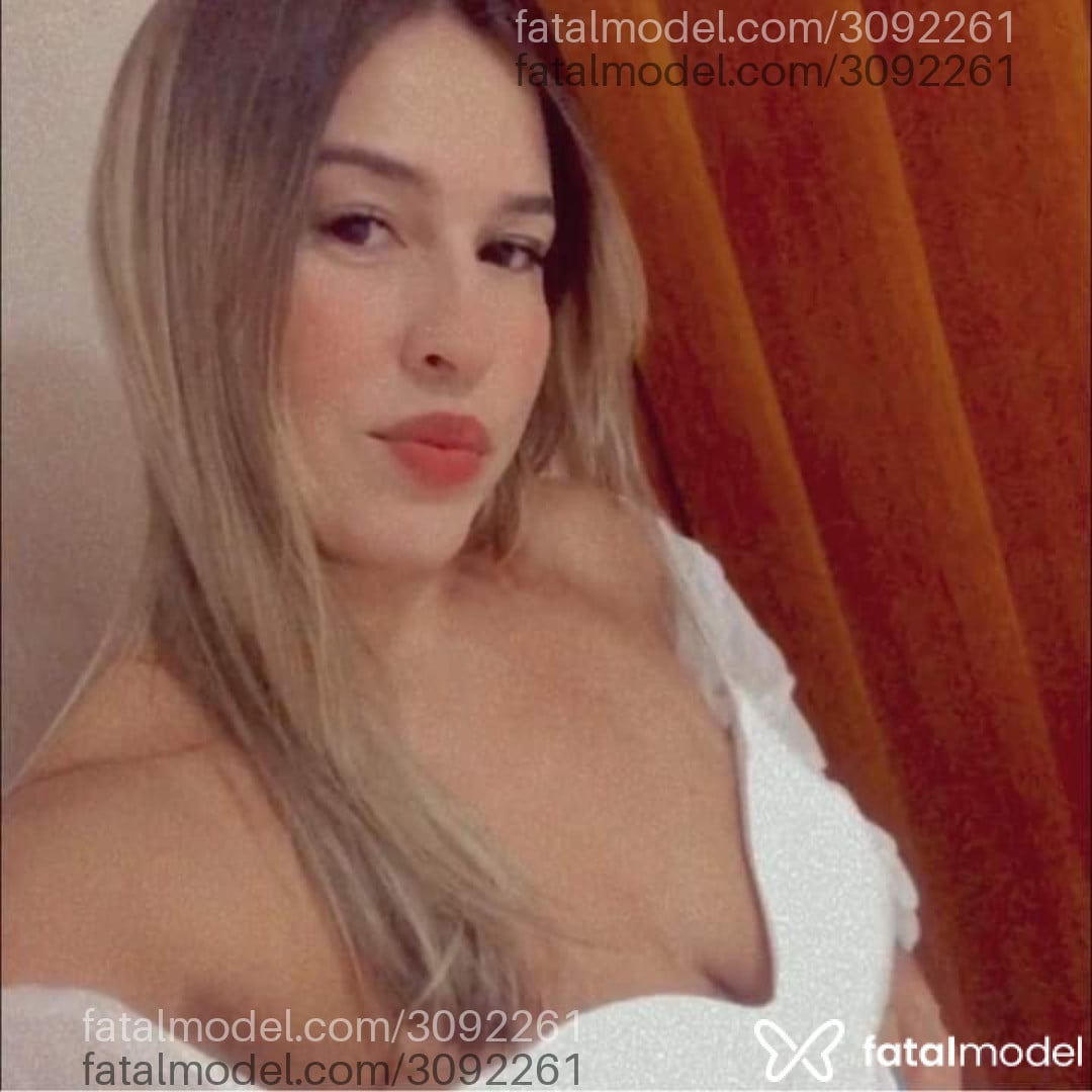 Acompanhante mulher loira (o) de olhos castanhos em Mafra Acompanhante mulher loira (o) de olhos castanhos em Mafra - Juliana Goiana