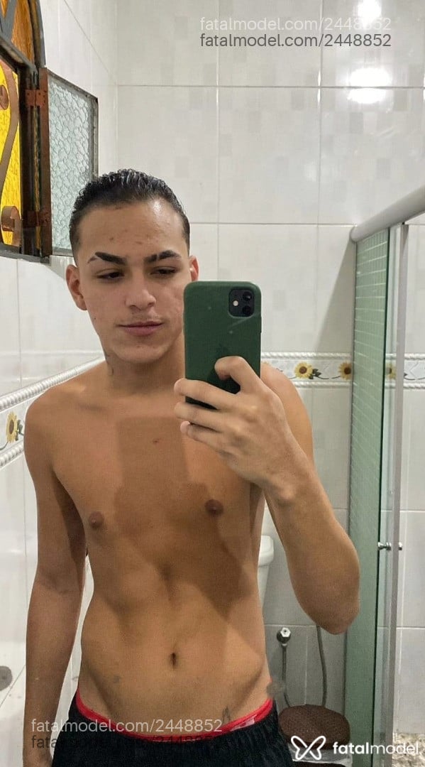 Acompanhante homem morena (o) de olhos castanhos em Belo Horizonte - Luiz Nery