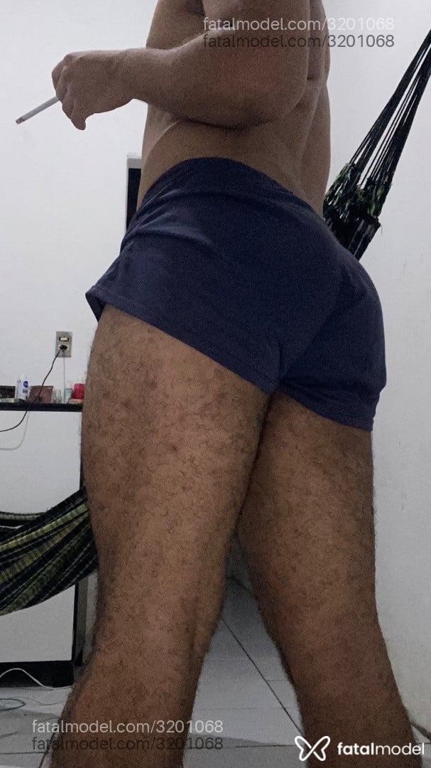 Acompanhante homem com cabelo castanho de olhos castanhos em Caucaia - Bernardo