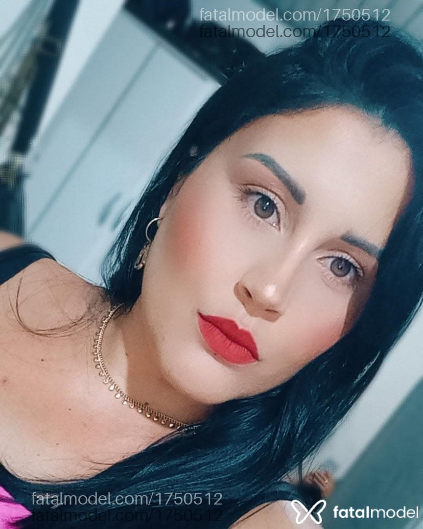 Acompanhante mulher com cabelo castanho de olhos castanhos em Osório - Carol