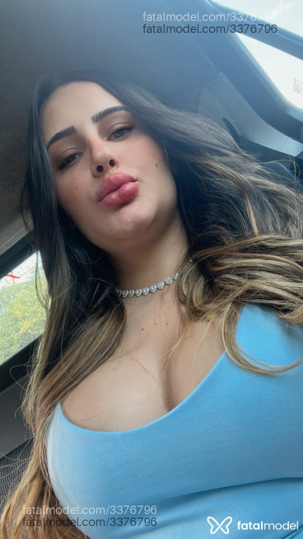 Acompanhante mulher com cabelo castanho de olhos castanhos em Ipatinga Acompanhante mulher com cabelo castanho de olhos castanhos em Ipatinga - Paula Melo