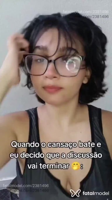 Acompanhante mulher com cabelo castanho de olhos castanhos - Morgan