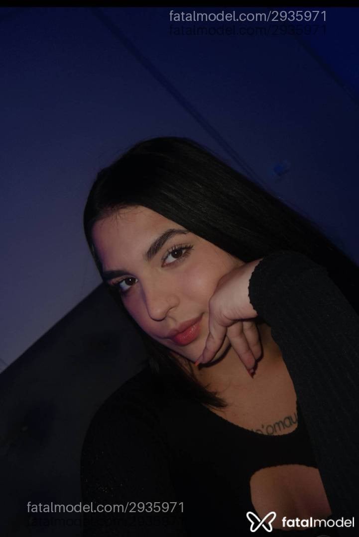 Acompanhante mulher morena (o) de olhos castanhos em Pelotas - Tina