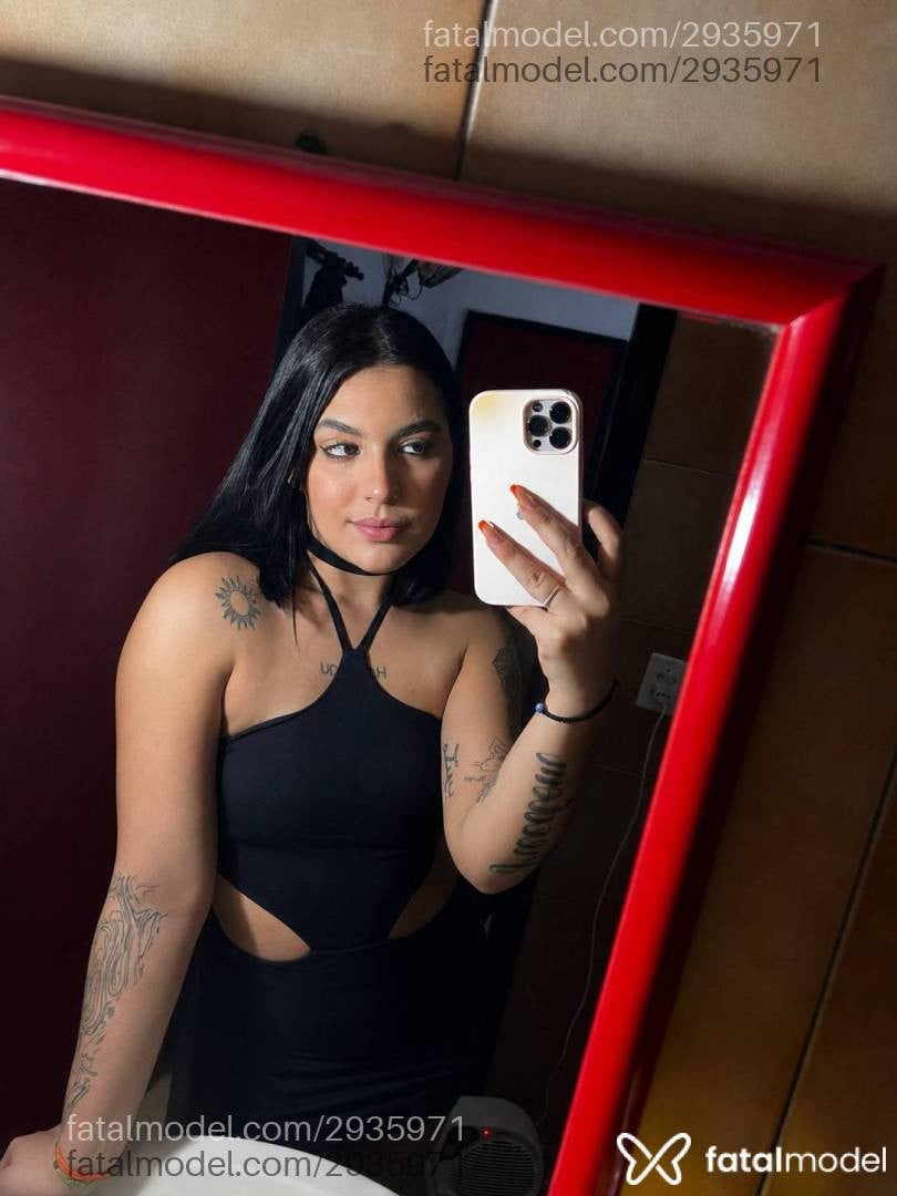 Acompanhante mulher morena (o) de olhos castanhos em Pelotas - Tina