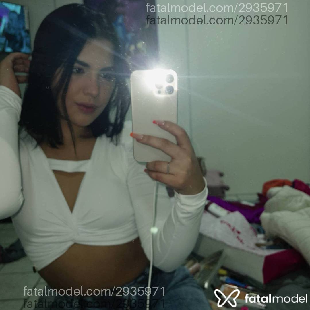 Acompanhante mulher morena (o) de olhos castanhos em Pelotas - Tina