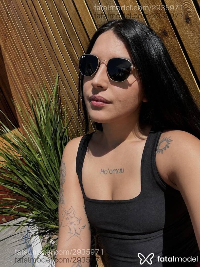 Acompanhante mulher morena (o) de olhos castanhos em Londrina - Tina