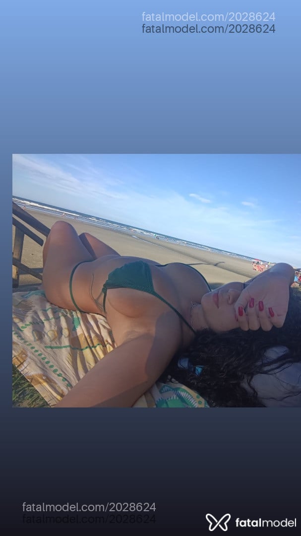 Acompanhante mulher com cabelo castanho de olhos castanhos em Uberaba - Yasmin