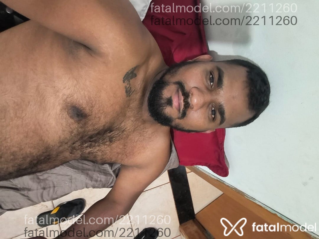 Acompanhante homem morena (o) de olhos pretos em Goiânia Acompanhante homem morena (o) de olhos pretos em Goiânia - Martins