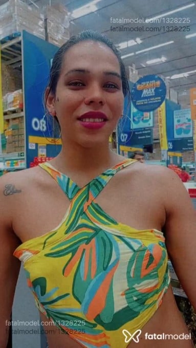 Acompanhante travesti morena (o) de olhos castanhos em Ourinhos - Maria
