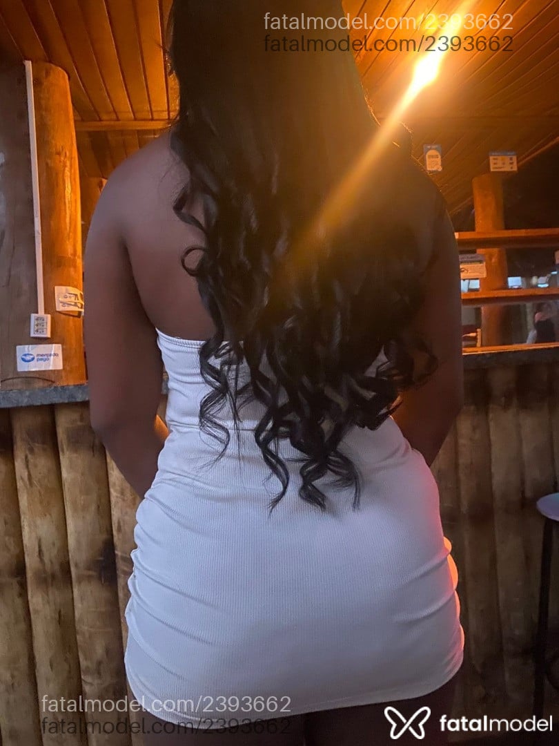 Acompanhante mulher morena (o) de olhos pretos em Confresa - Thayla