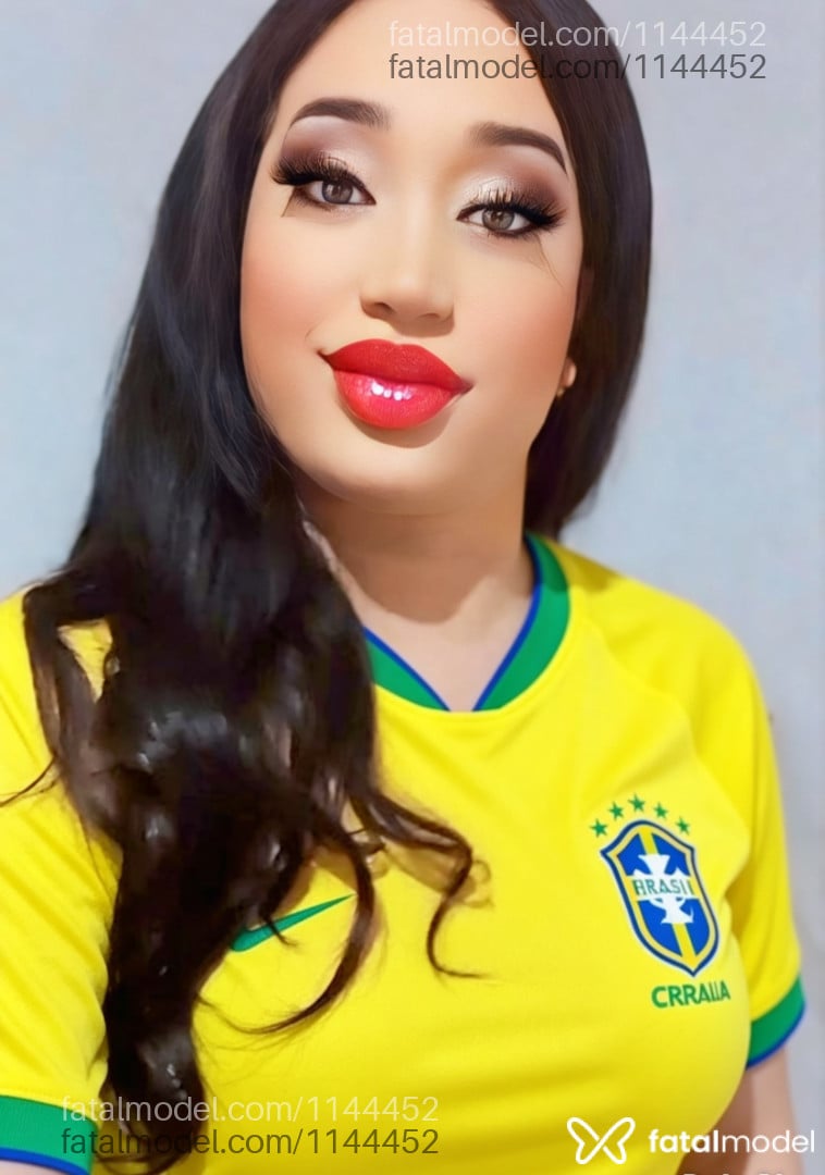 Acompanhante travesti morena (o) de olhos verdes em Guarulhos - Agatha Carvalho